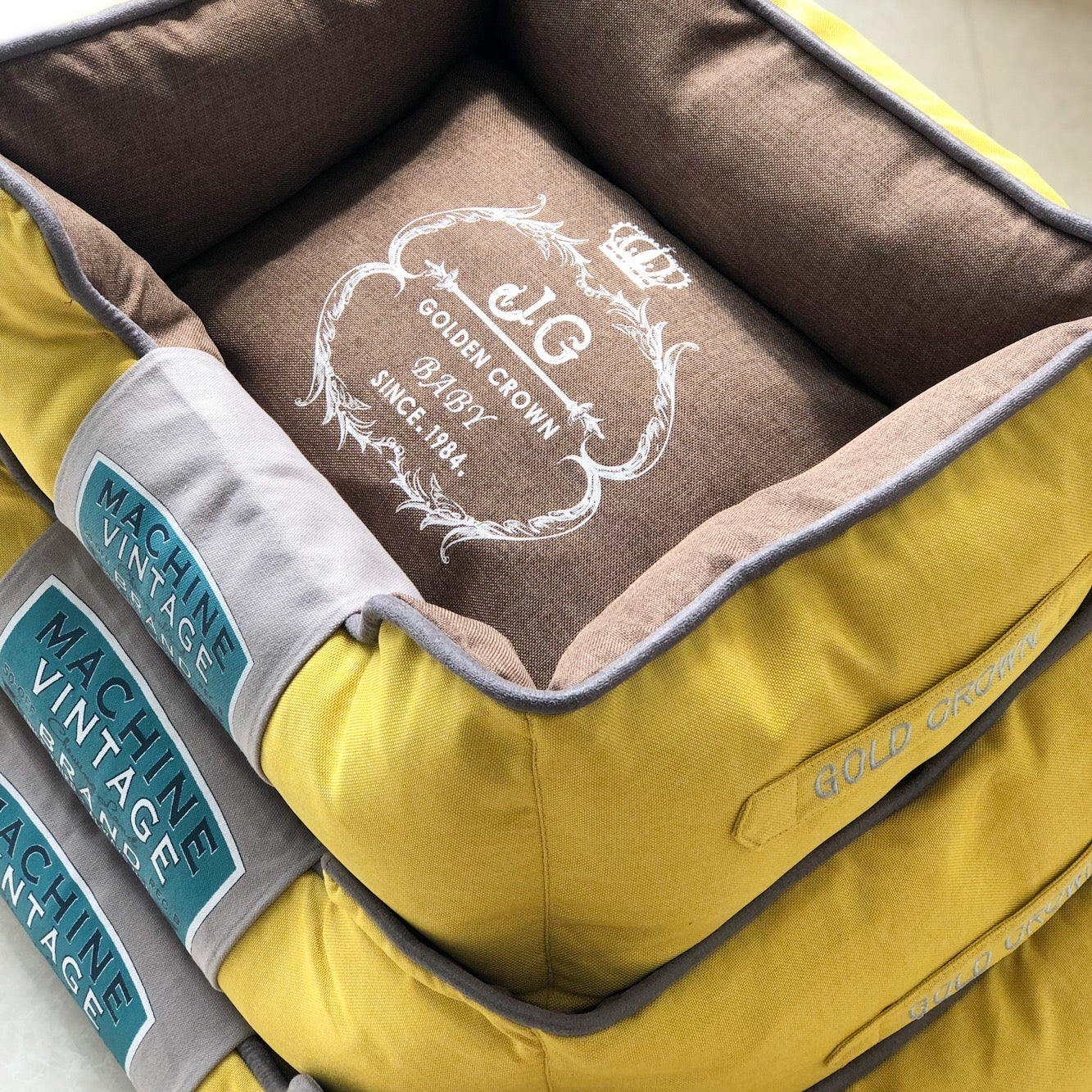 Luxury Canvas Pet Bed - Washable, Non-Slip & Supportive